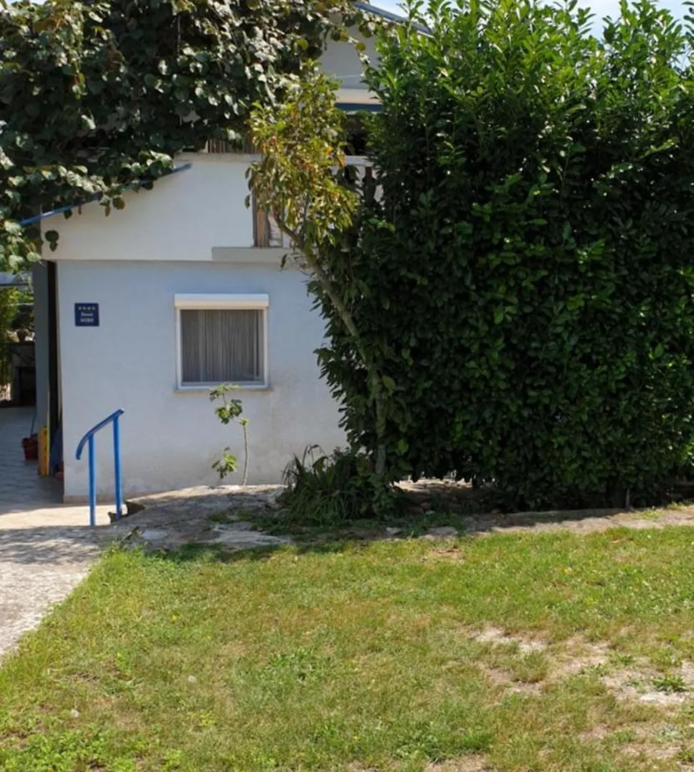 Gasthof Rooms And Apartments V&M Murine
