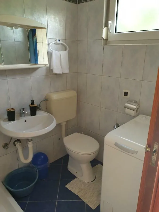 Rooms And Apartments V&M Murine